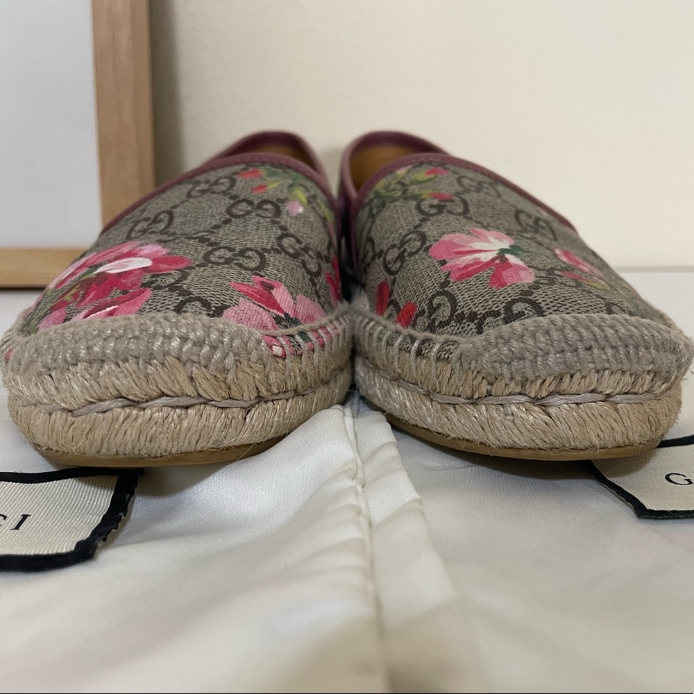 Gucci canvas flat espadrille size 36 1/2 - Picture 6 of 12